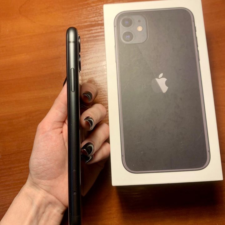 iPhone 11 black