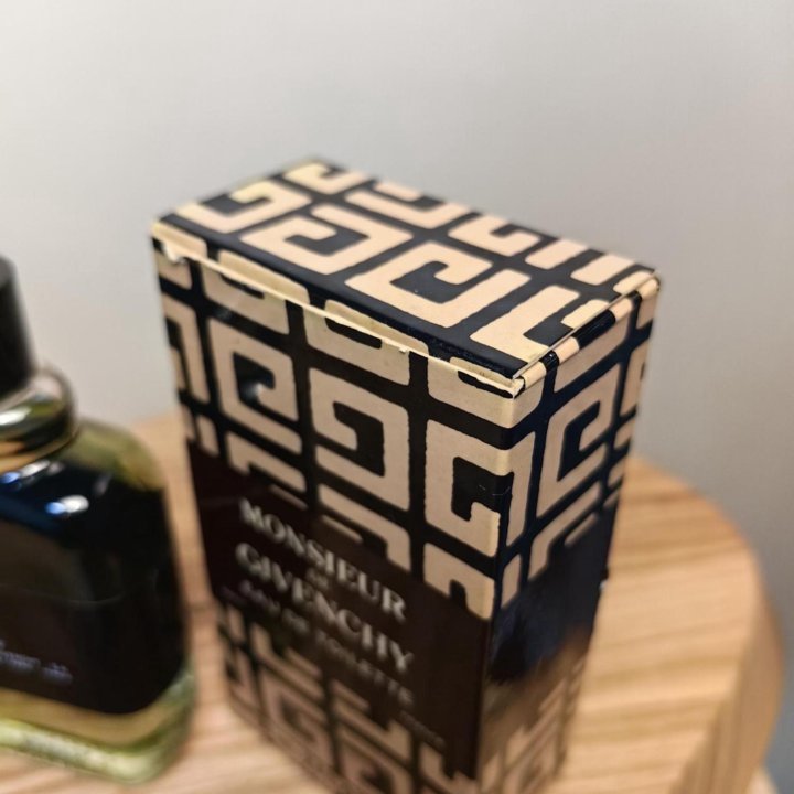 Туалетная вода Givenchy Monsieur de Givenchy EDT 60 мл винтаж 1980 года