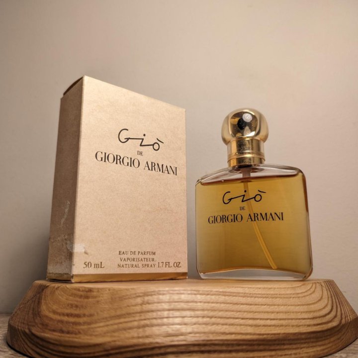 Парфюмерная вода Giorgio Armani Gio EDP 50 мл винтаж 1997 года спрей