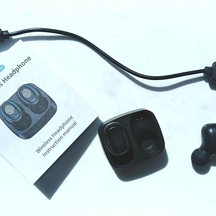 Bluetooth-гарнитура C1