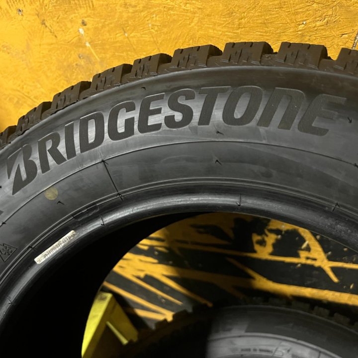 Зимние шины Bridgestone Ice Cruiser 7000 R16 Japan