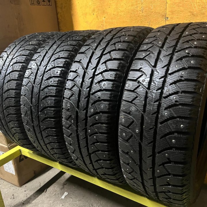 Зимние шины Bridgestone Ice Cruiser 7000 R16 Japan