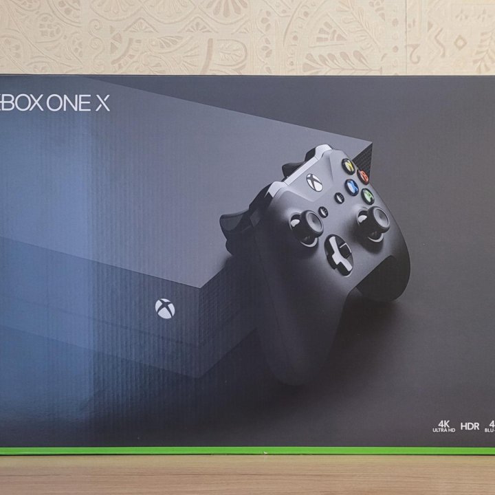 XBOX ONE X 1тб + Игры