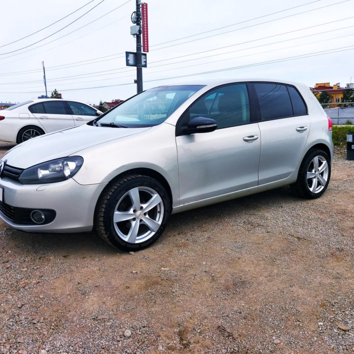 Volkswagen Golf, 2011