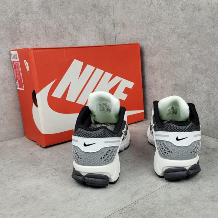 Мужские кроссовки Nike Zoom Vomero 5