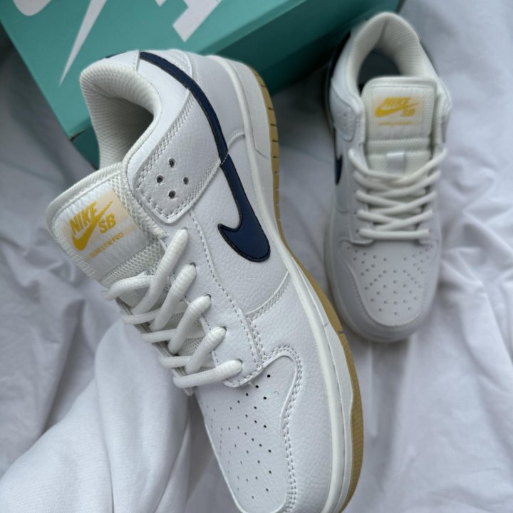 Кроссовки кеды новые Nike dunk low 36 до 44