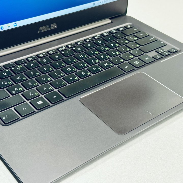 Asus ZenBook 13.3