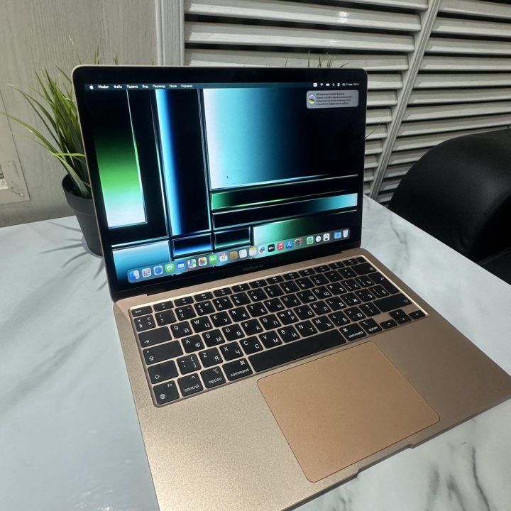 Apple MacBook Air 13 2020 M1 8/256Gb Gold