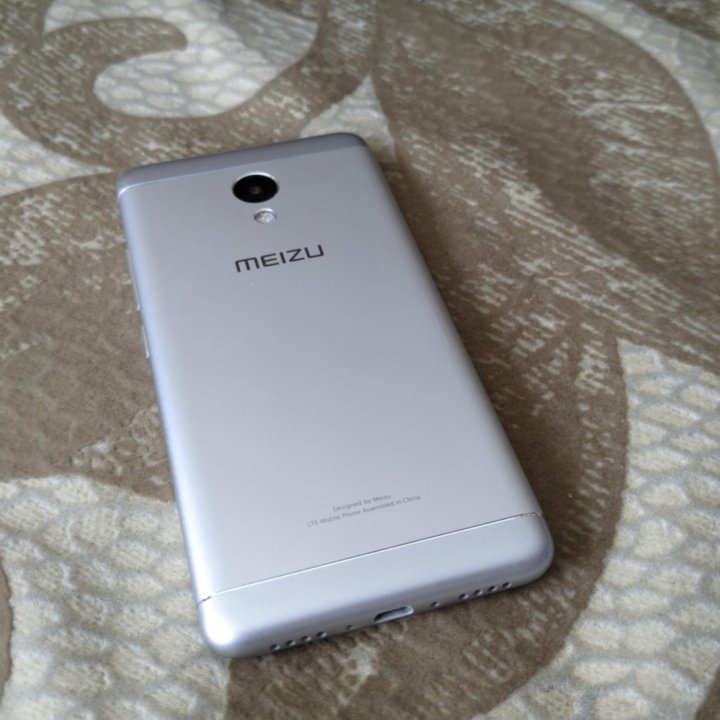 Смартфон Meizu M3s