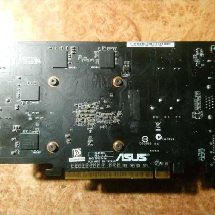 Asus GT440 1GB gddr5