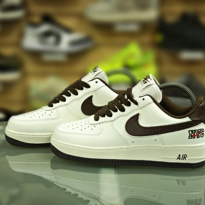 Кроссовки Nike Air Force