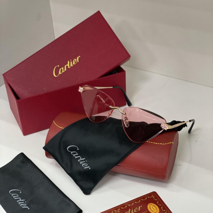 Солнцезащитные очки Cartier