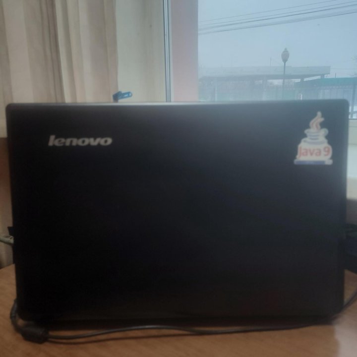 Игровой Lenovo Y580