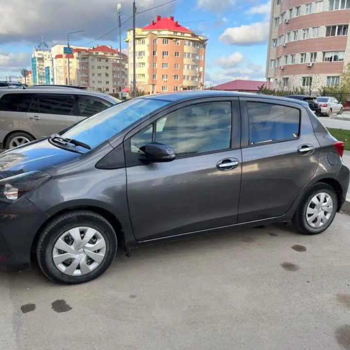 Toyota Vitz, 2015