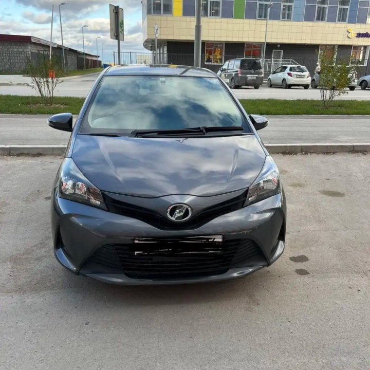 Toyota Vitz, 2015