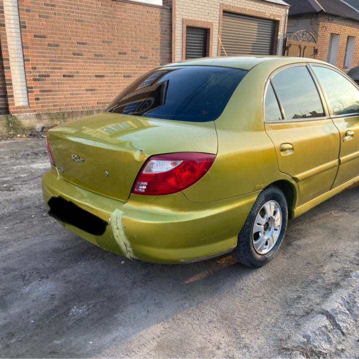 Kia Rio, 2000