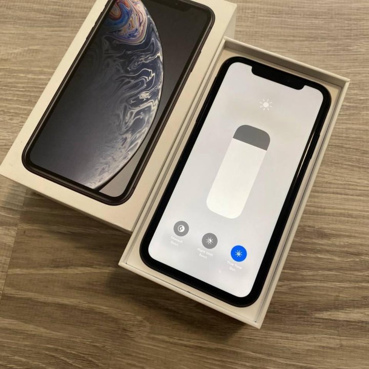 Apple iPhone XR