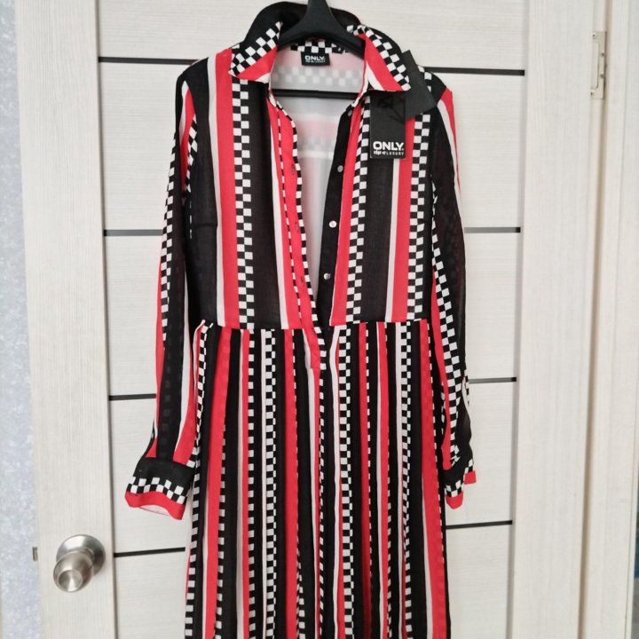 Платье новое