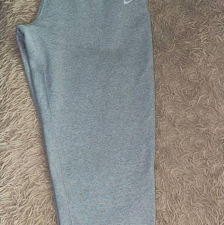 Спортивные брюки Nike Swoosh Fleece grey