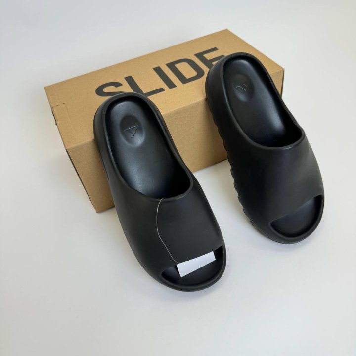 Сланцы Adidas yeezy slide