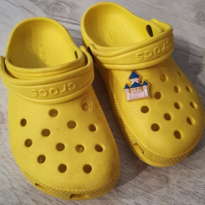 Crocs 11c