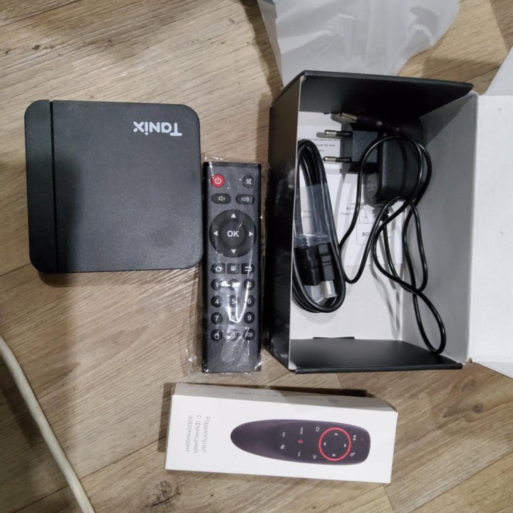 SMART TV BOX Android смарт тв приставка андроид