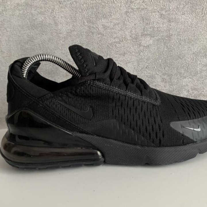 Кроссовки Nike Air Max 270