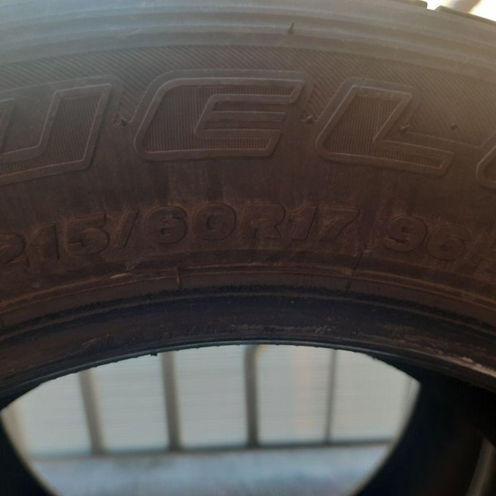 Шины 215*60 R17 летние Bridgestone Dueler H/T 843