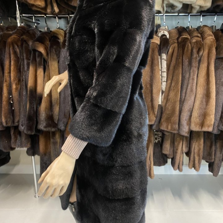 Blackglama. Elena Furs. Премиальная шуба из норки 44-46 р.