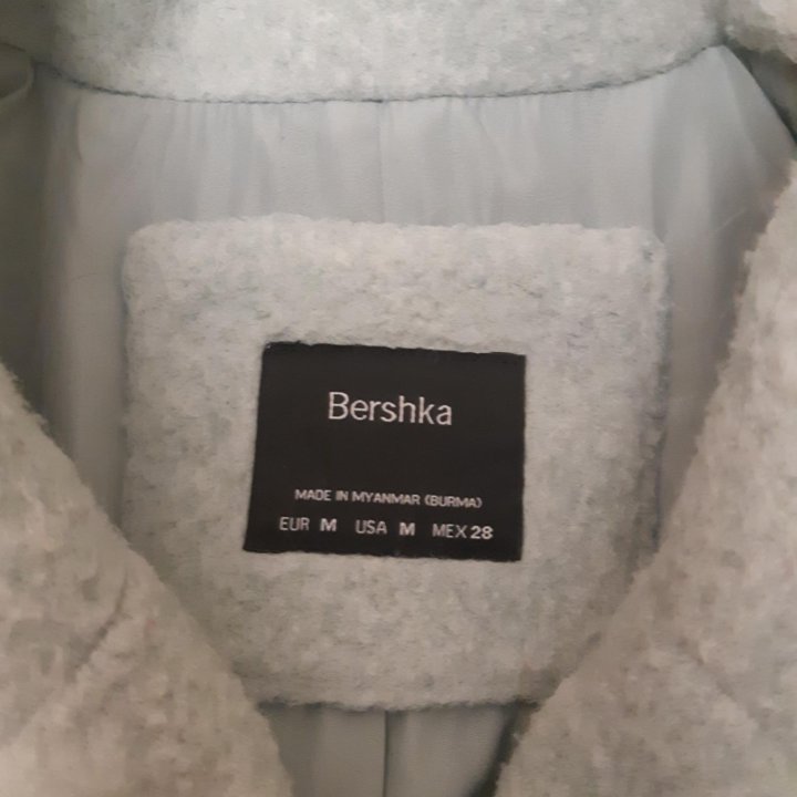 Пальто Bershka 44