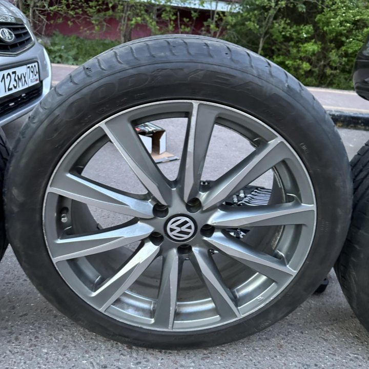 Колеса VAG 245/45/r19 5x112 66.6