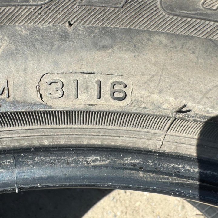 2шт. 235/55 R19 BRIDGESTONE ЛЕТО