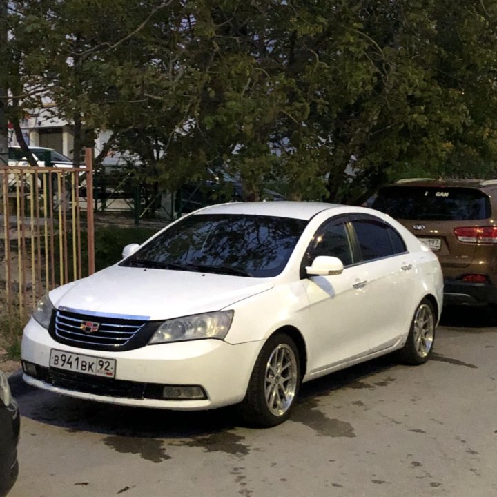 Geely Emgrand EC7, 2012