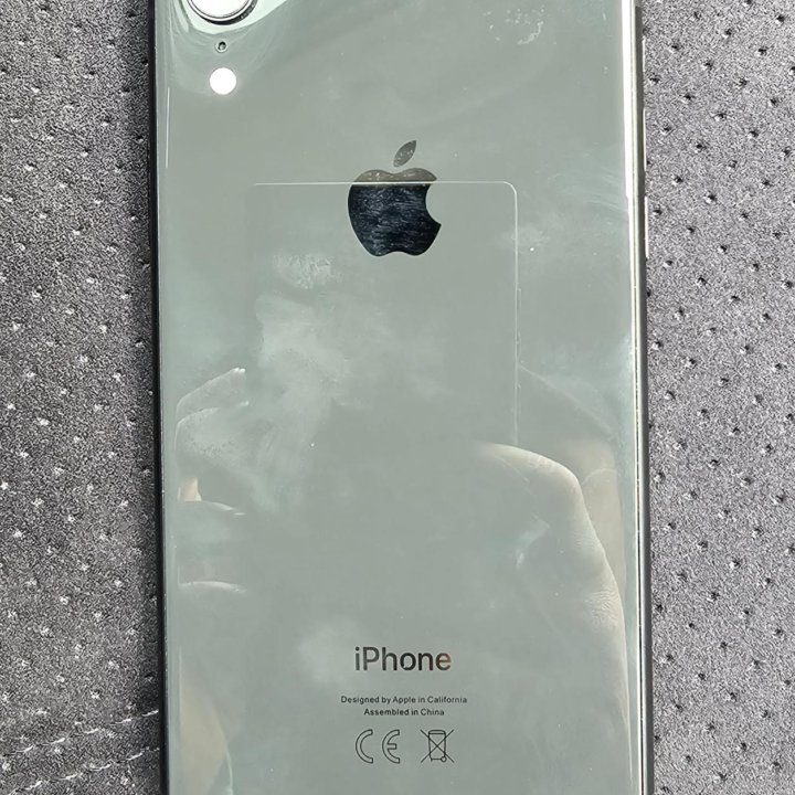 Apple iPhone Xr 64gb.