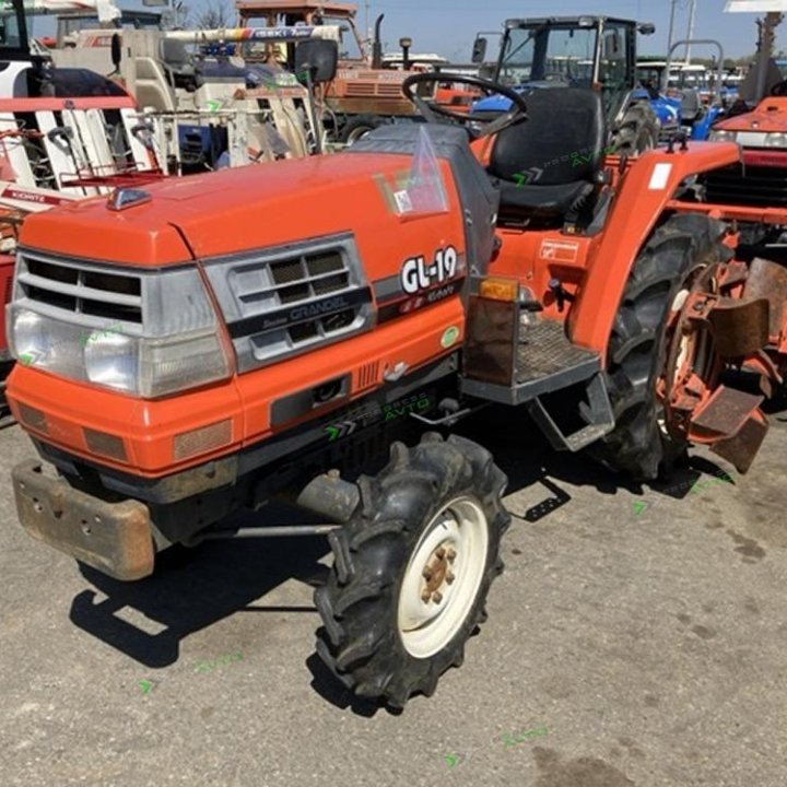 Японский трактор Kubota GL19 с фрезой RL15G