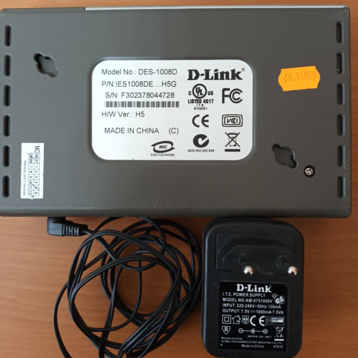 Коммутатор D-Link DES-1008D