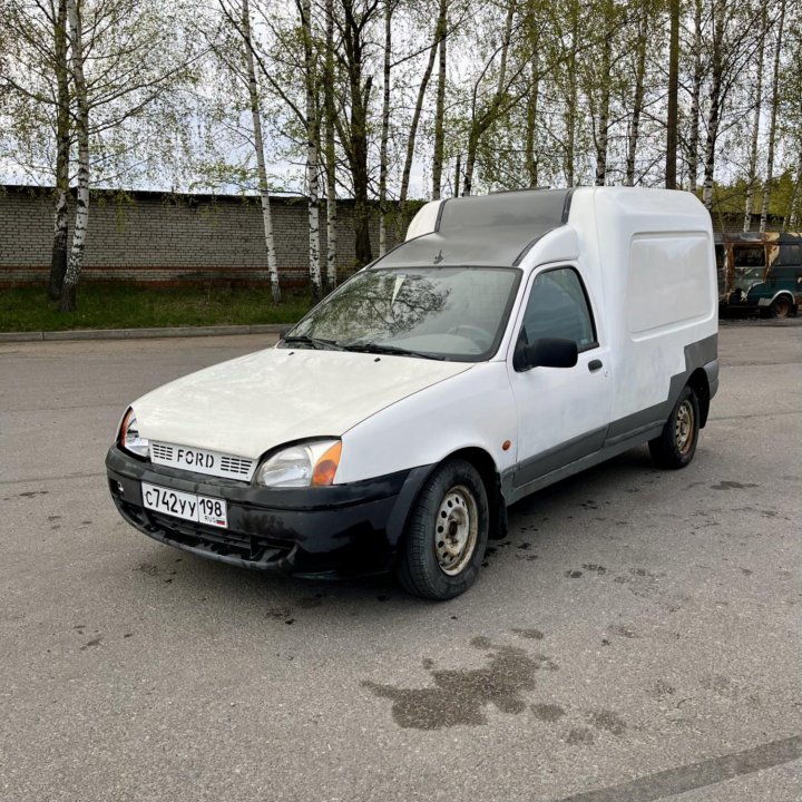 ford fiesta courier