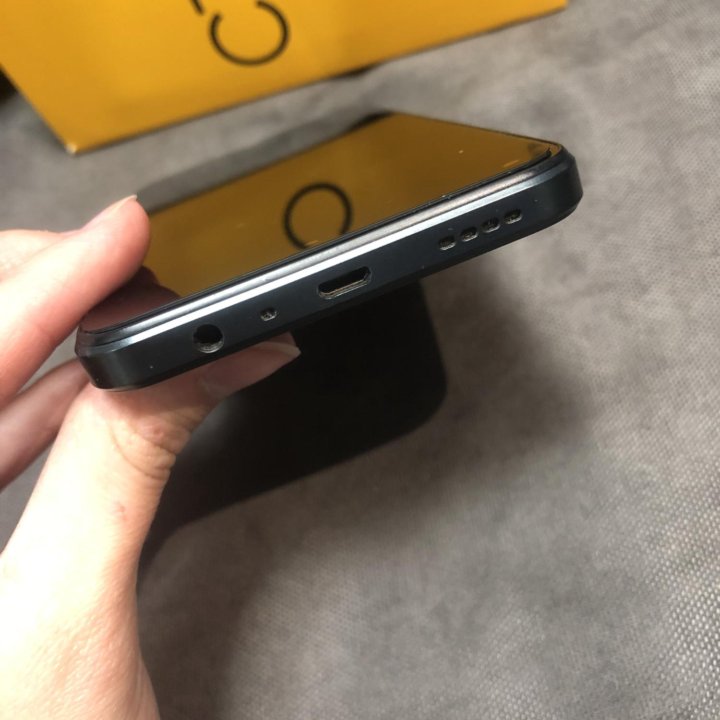 Смартфон realme C30S