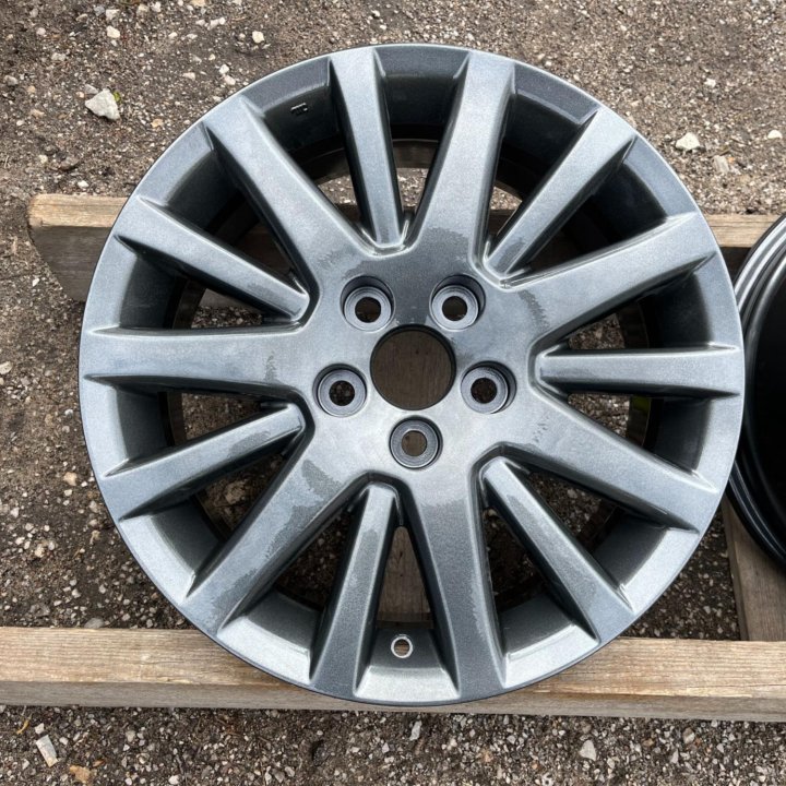 Оригинальные Литые Диски R17 Toyota 5x114.3 D60.1