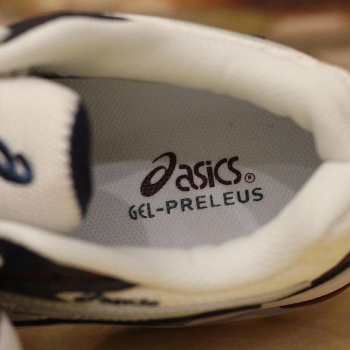 Кроссовки ASICS Gel preleus