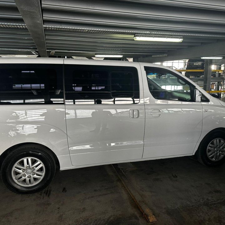 Hyundai H-1 (Starex), 2013