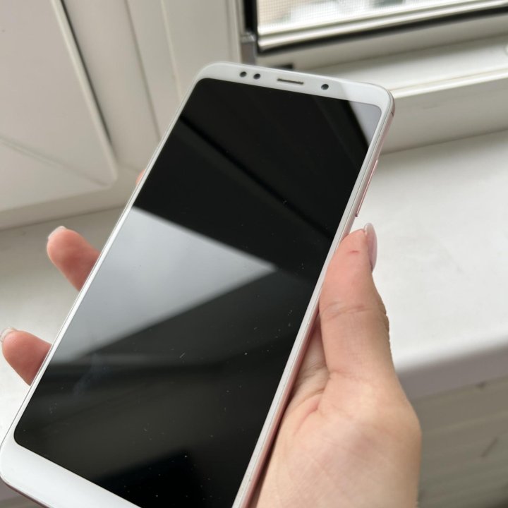 Телефон cosmo refmi 5 plus