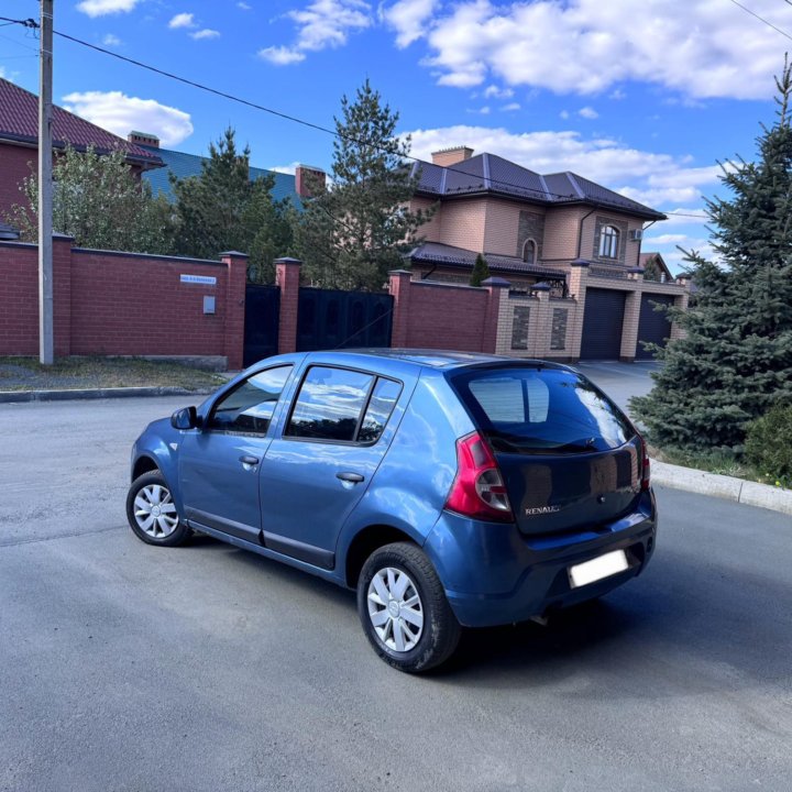 Renault Sandero, 2012