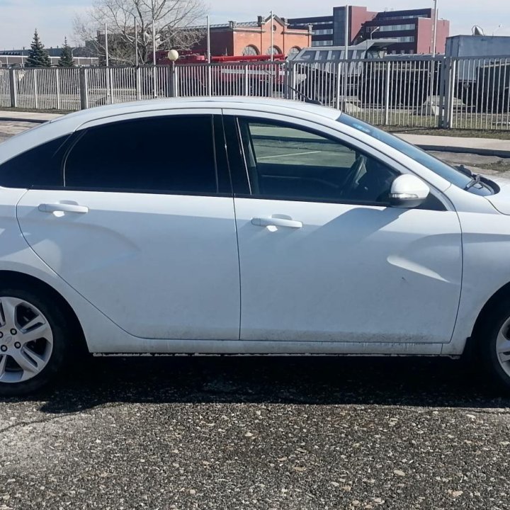 ВАЗ (Lada) Vesta, 2017