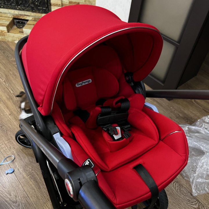 Продам коляску peg-perego 3в1