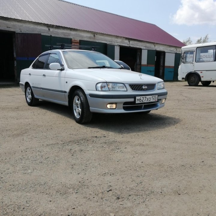 Nissan Sunny, 2000