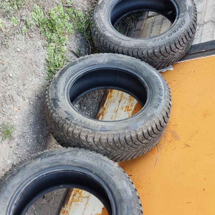 Шины зимние Pirelli 215/60 r16