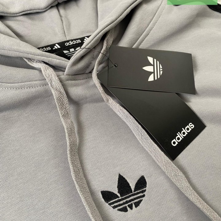 Спортивный костюм Adidas