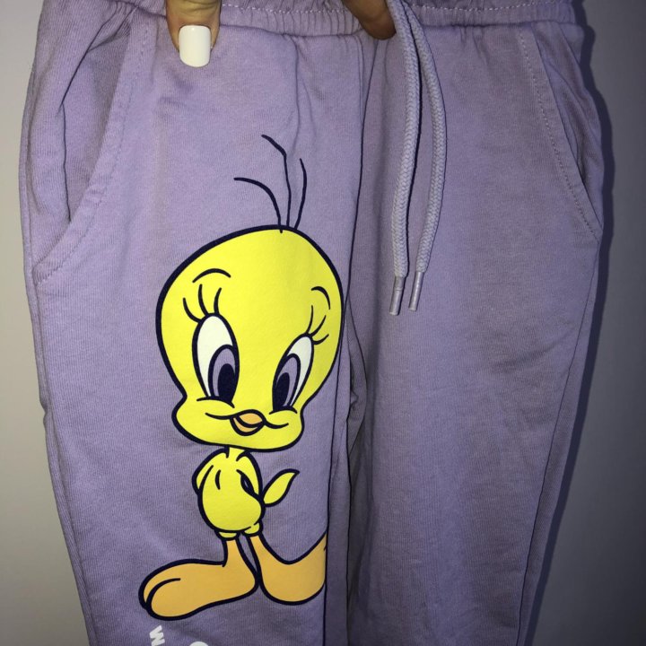 Брюки Gloria Jeans р.116 (5-6л) штаны Looney tunes