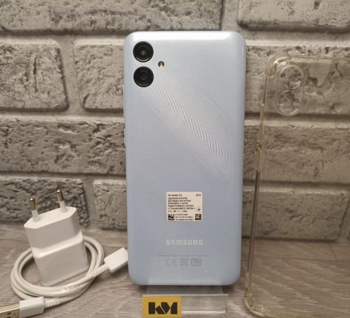 Смартфон Samsung Galaxy A04e 3/32Gb, голубой